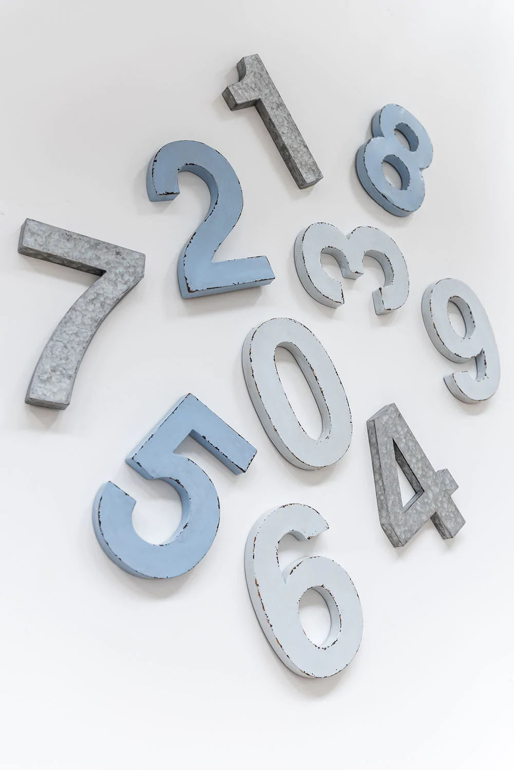 קישוט מספרים 1-10 לתליה על קיר
