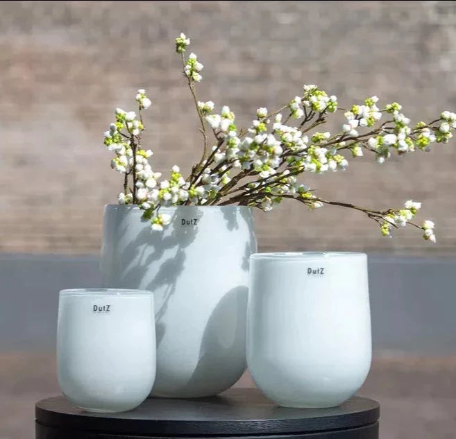 אגרטל "דוץ" ביצה בצבע לבן